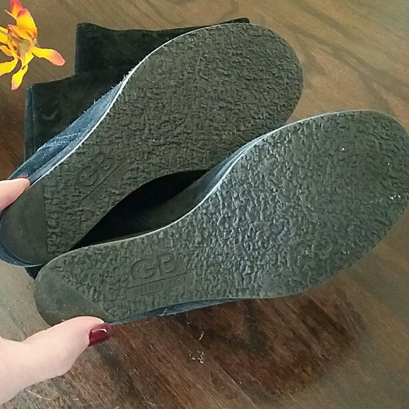 Gianni Bini  black wedge boots - Picture 4 of 5